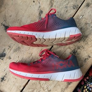 HOKA women’s Cavu shoes